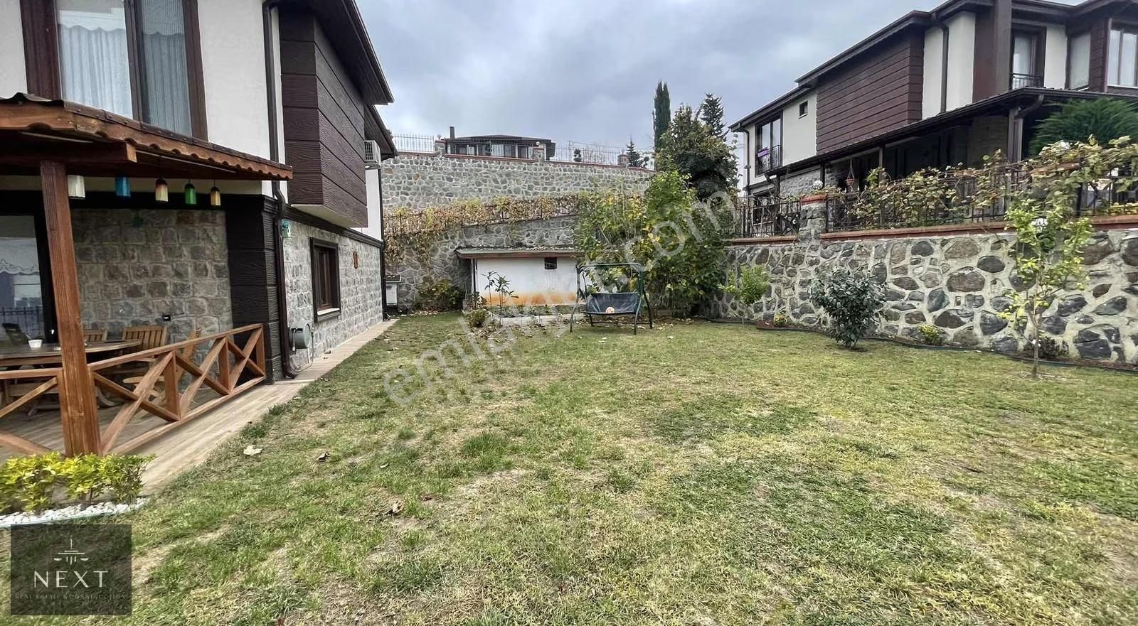 Uğurlu'da Site İçerisinde Satılık Taş Villa - Görsel 22