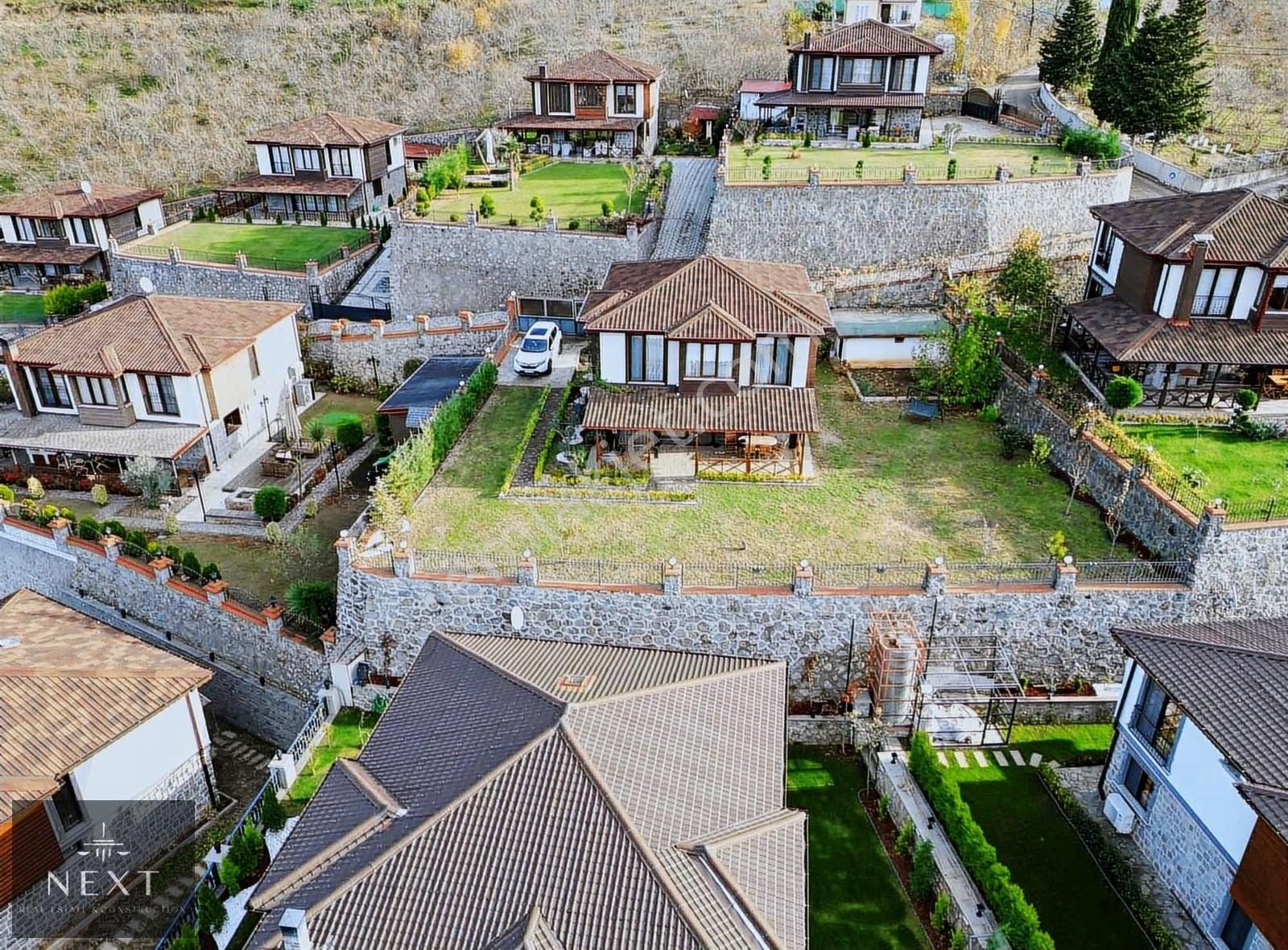 Uğurlu'da Site İçerisinde Satılık Taş Villa - Görsel 4