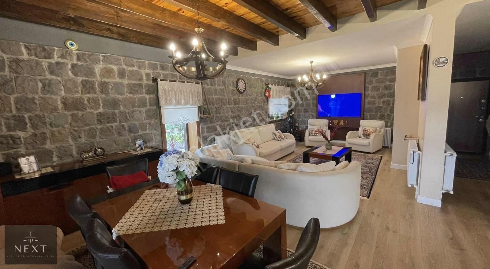 Uğurlu'da Site İçerisinde Satılık Taş Villa - Görsel 24