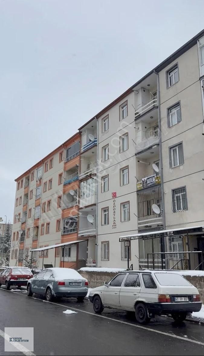 Emlak Ofisimden Ziya Gökalp Mah. Cadde Üstü Satılık Daire