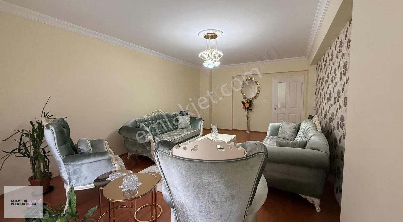 Mithatpaşa Mah. 3+1 Yapılı Daire - Görsel 9