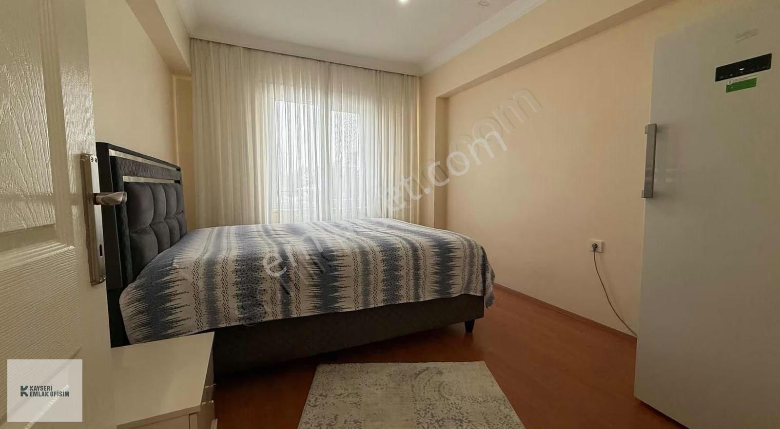 Mithatpaşa Mah. 3+1 Yapılı Daire - Görsel 24