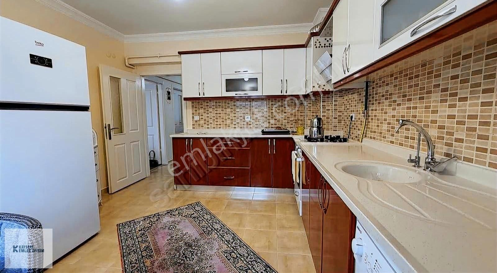 Mithatpaşa Mah. 3+1 Yapılı Daire - Görsel 14