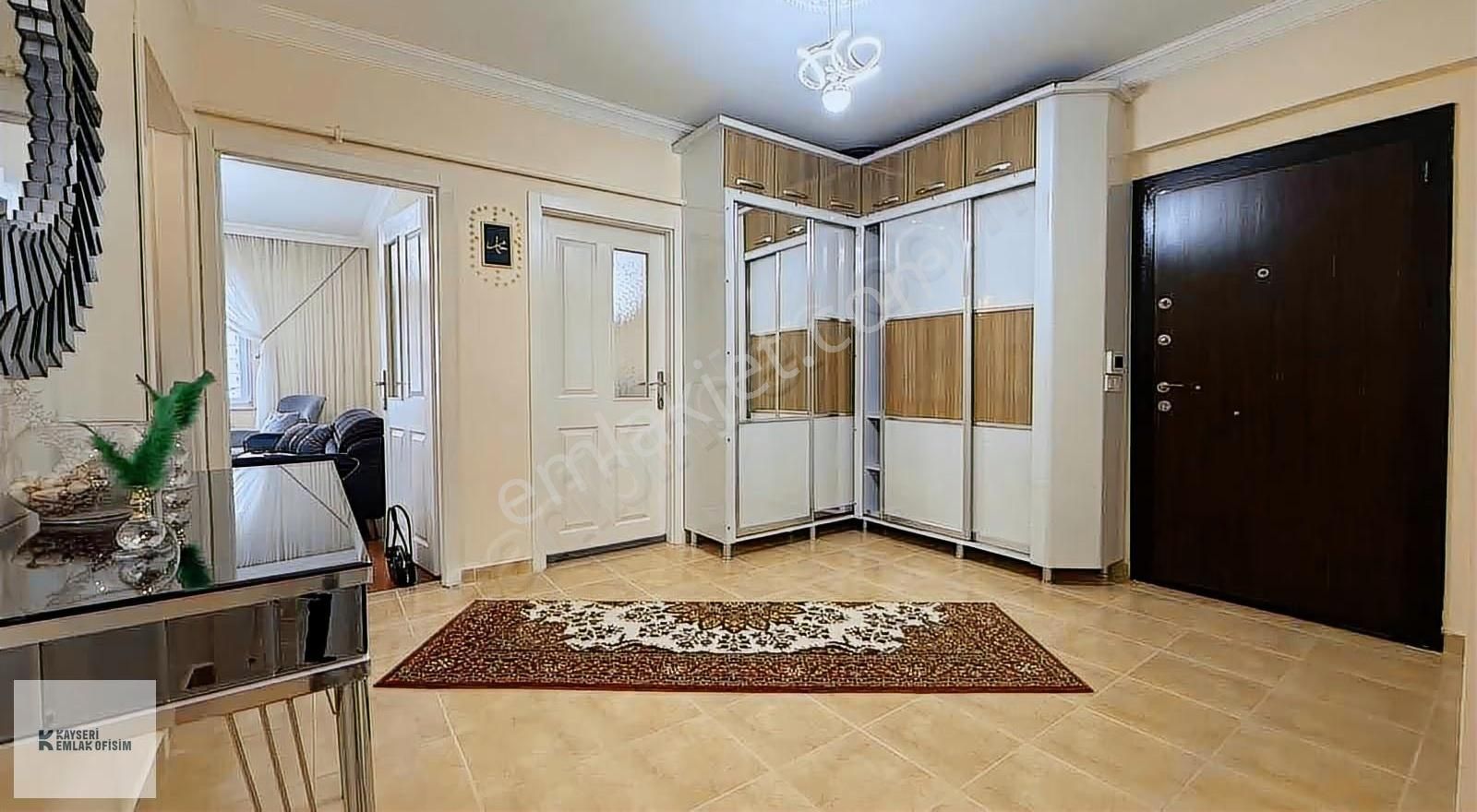 Mithatpaşa Mah. 3+1 Yapılı Daire - Görsel 29