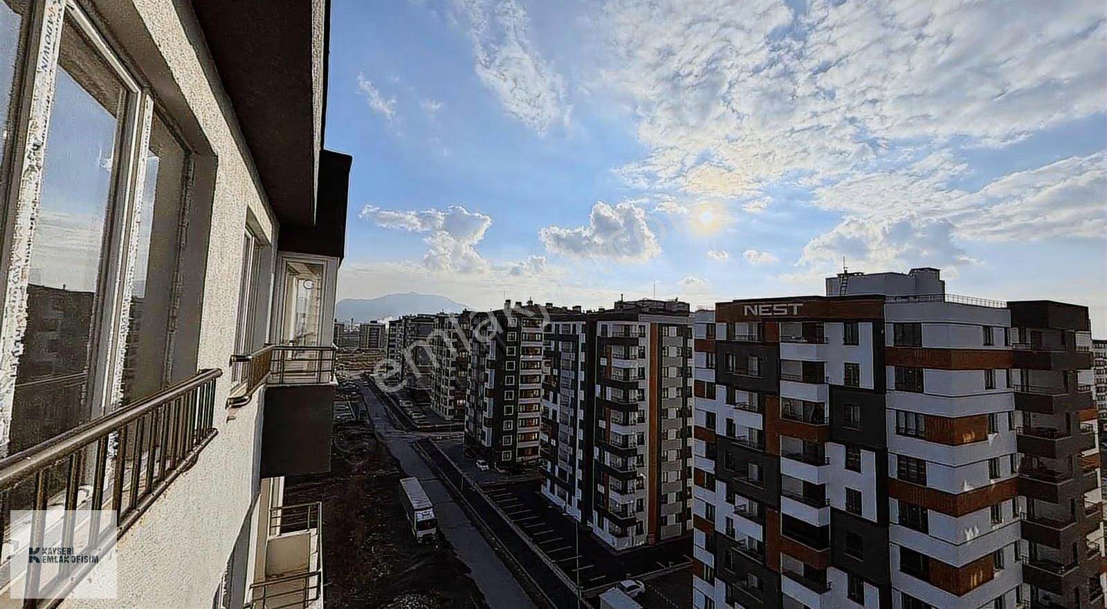 Şehir Hastanesi Karşısı 2+1 Bağımsız Mutfaklı Satılık Daire - Görsel 2