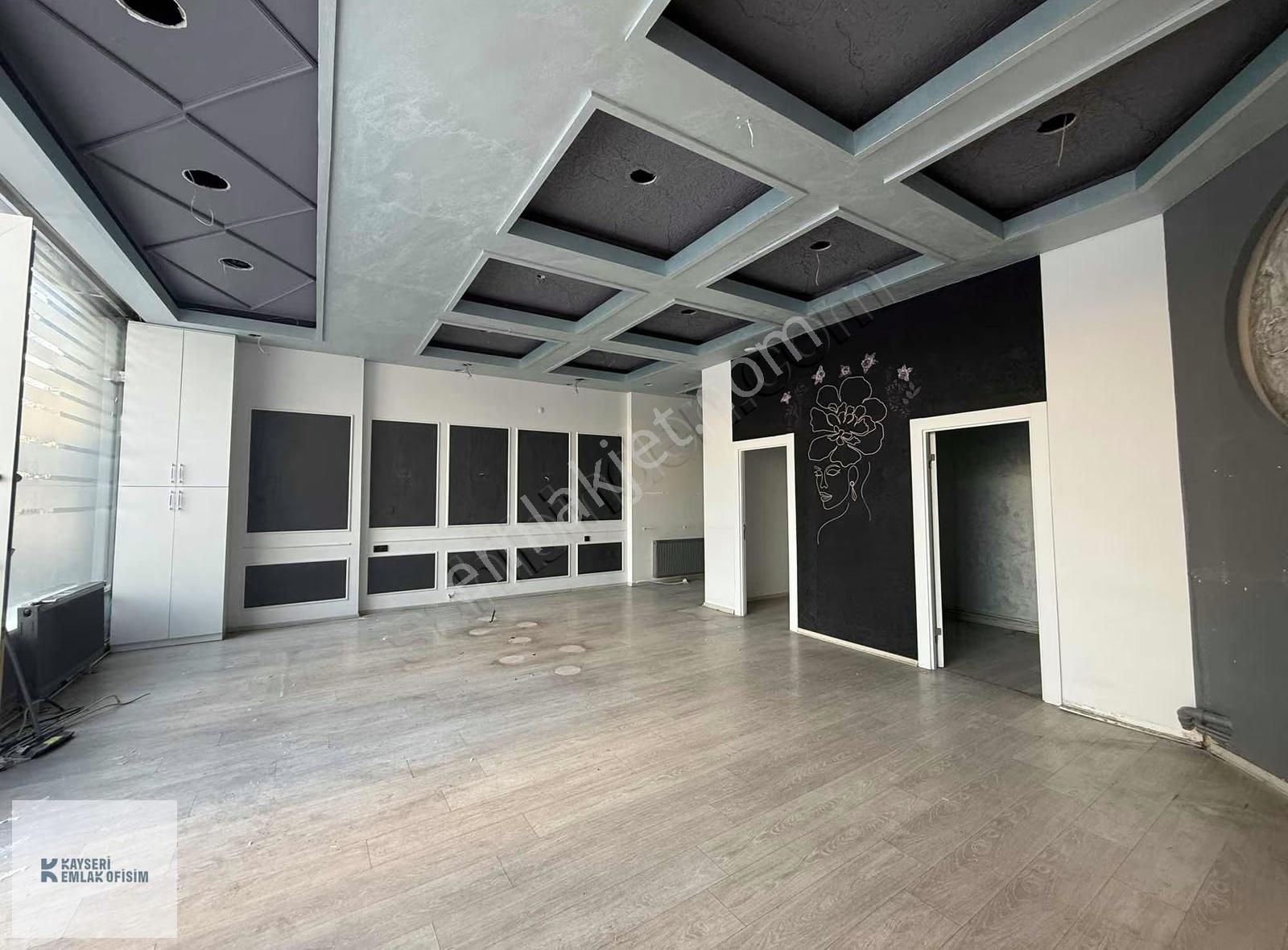 Köşk Mah. 95 M2 Kiralık Dükkan - Görsel 2