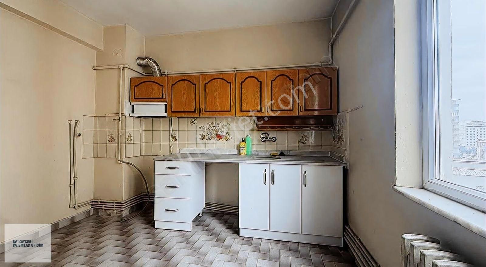 Düvenönü Cadde Üzerinde Geniş 3+1 Satılık Daire - Görsel 21