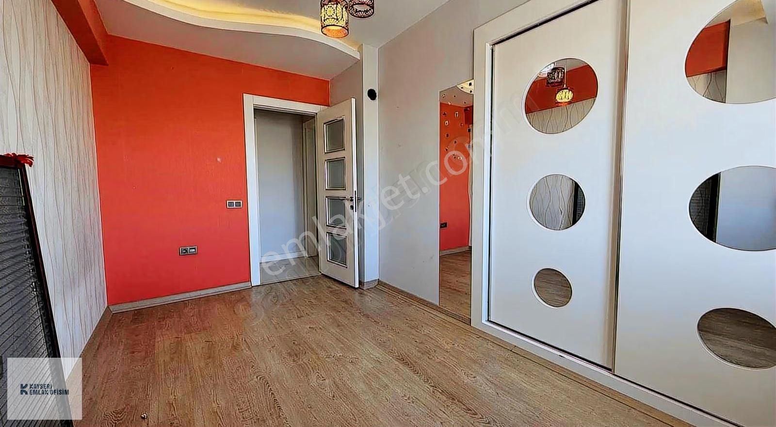 Hulusi Akar Bulvarında 3+1 Önü Açık Lüks Daire - Görsel 8