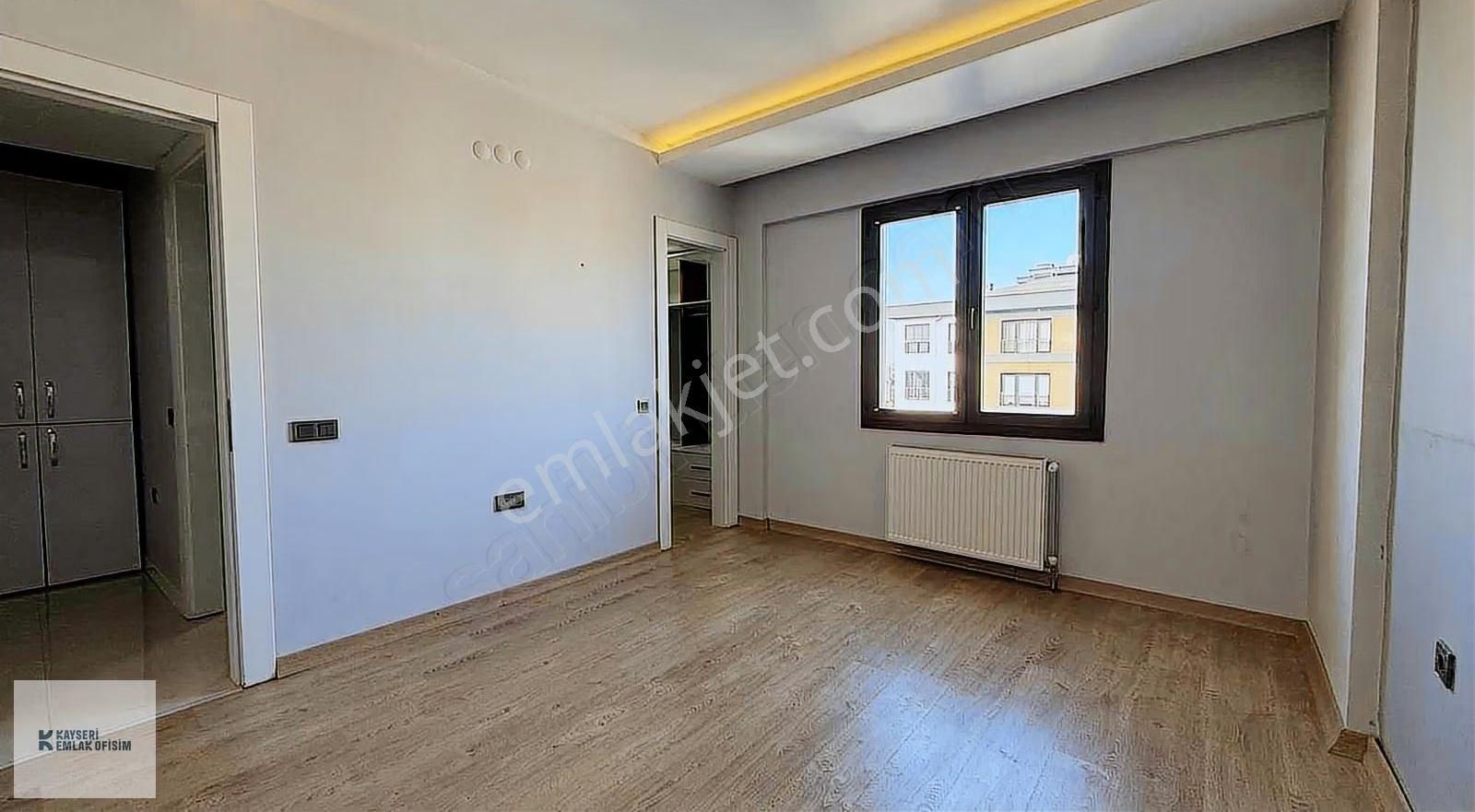 Hulusi Akar Bulvarında 3+1 Önü Açık Lüks Daire - Görsel 30