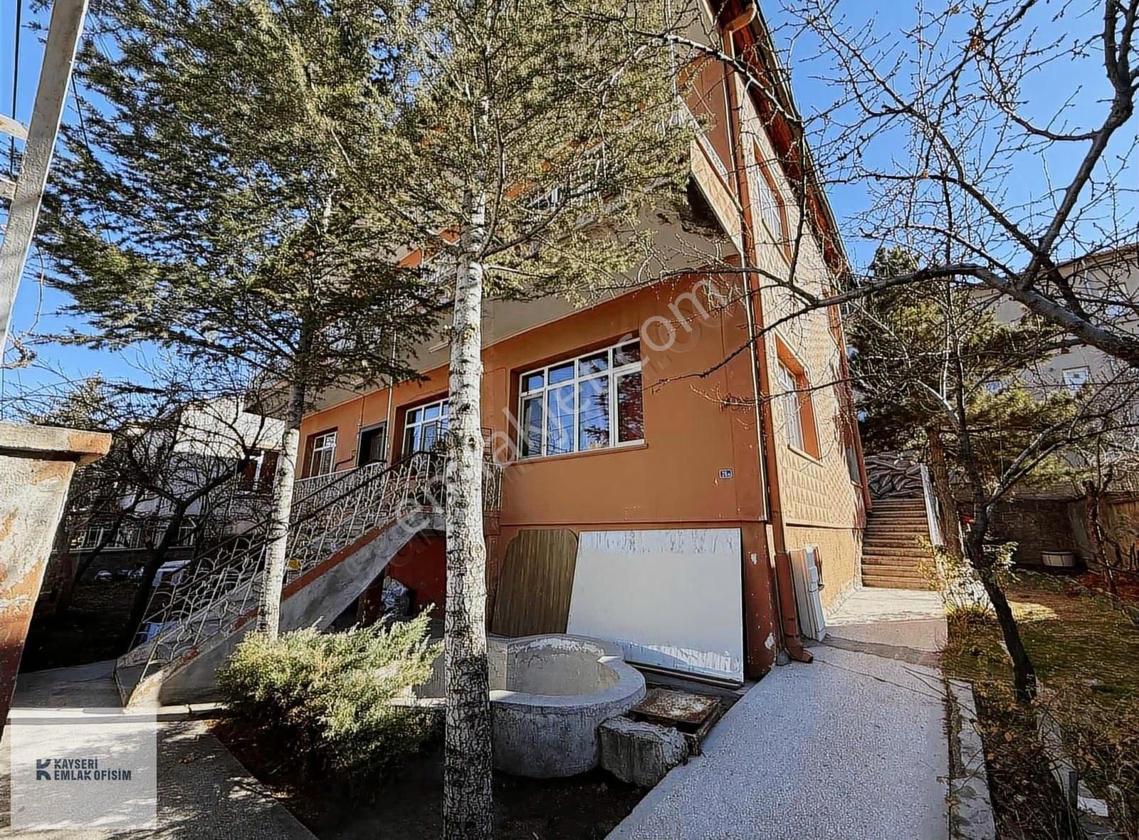 Hacılar'da Komple Satılık Müstakil Ev 400 M2 Arsalı - Görsel 31