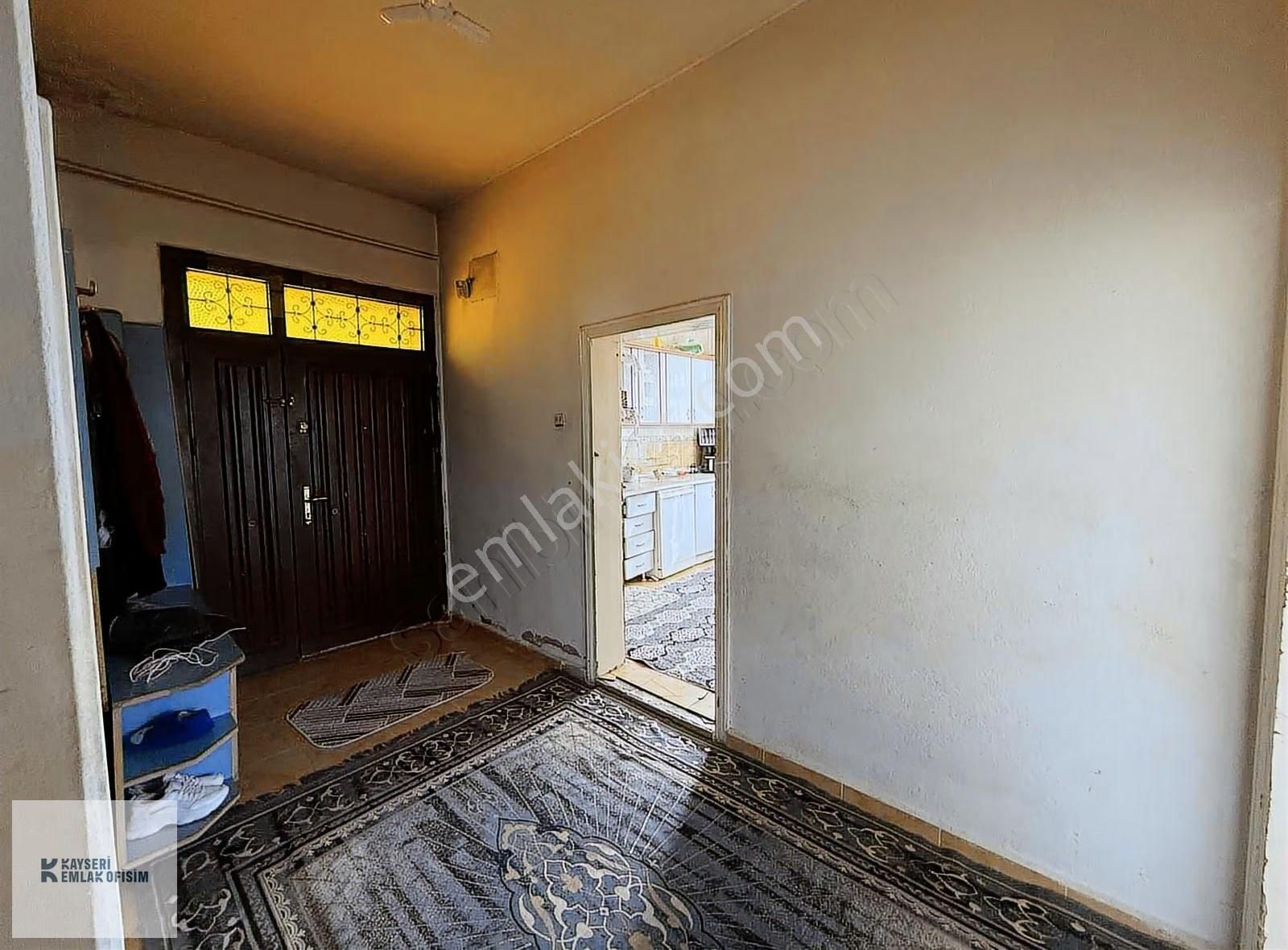 Hacılar'da Komple Satılık Müstakil Ev 400 M2 Arsalı - Görsel 4