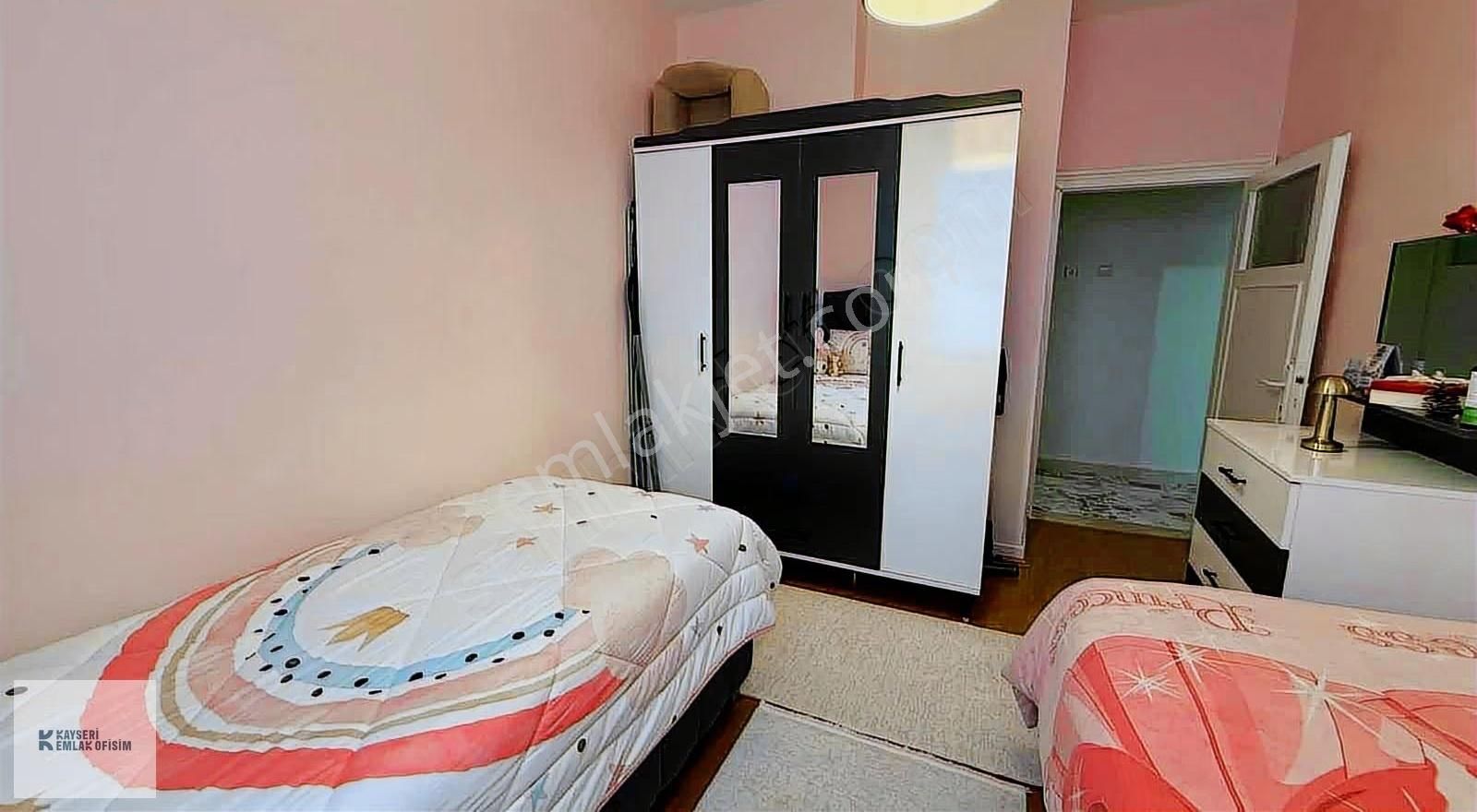 Emlak Ofisimden Sahabiye Mah. 3+1 Yapılı Daire - Görsel 5