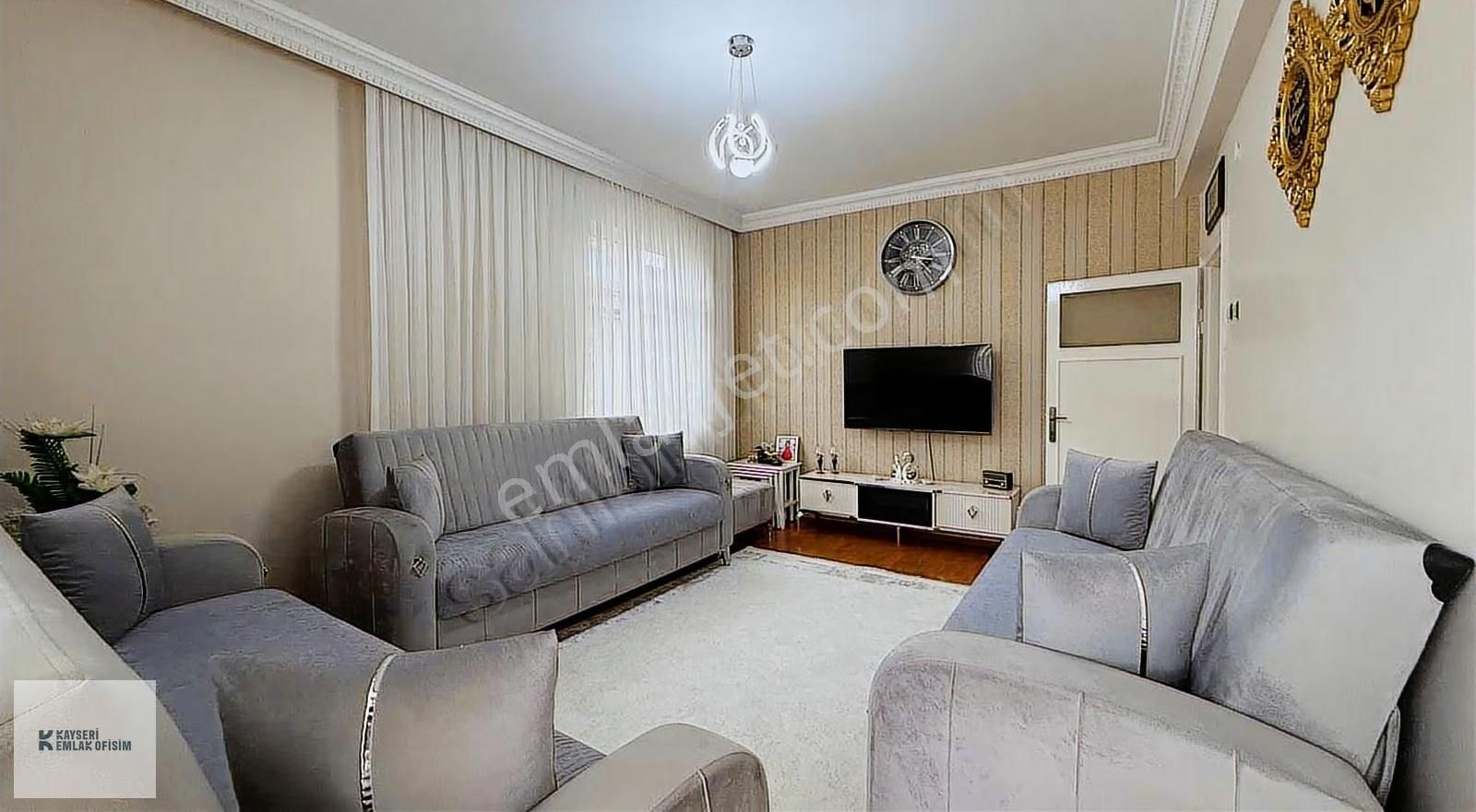 Emlak Ofisimden Sahabiye Mah. 3+1 Yapılı Daire - Görsel 9