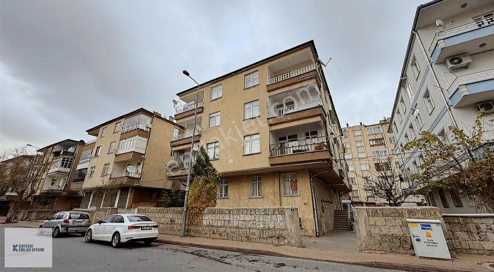 Emlak Ofisimden Sahabiye Mah. 3+1 Yapılı Daire