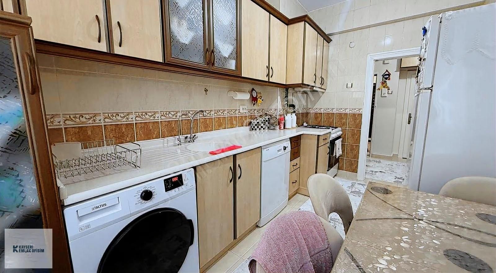 Emlak Ofisimden Sahabiye Mah. 3+1 Yapılı Daire - Görsel 7