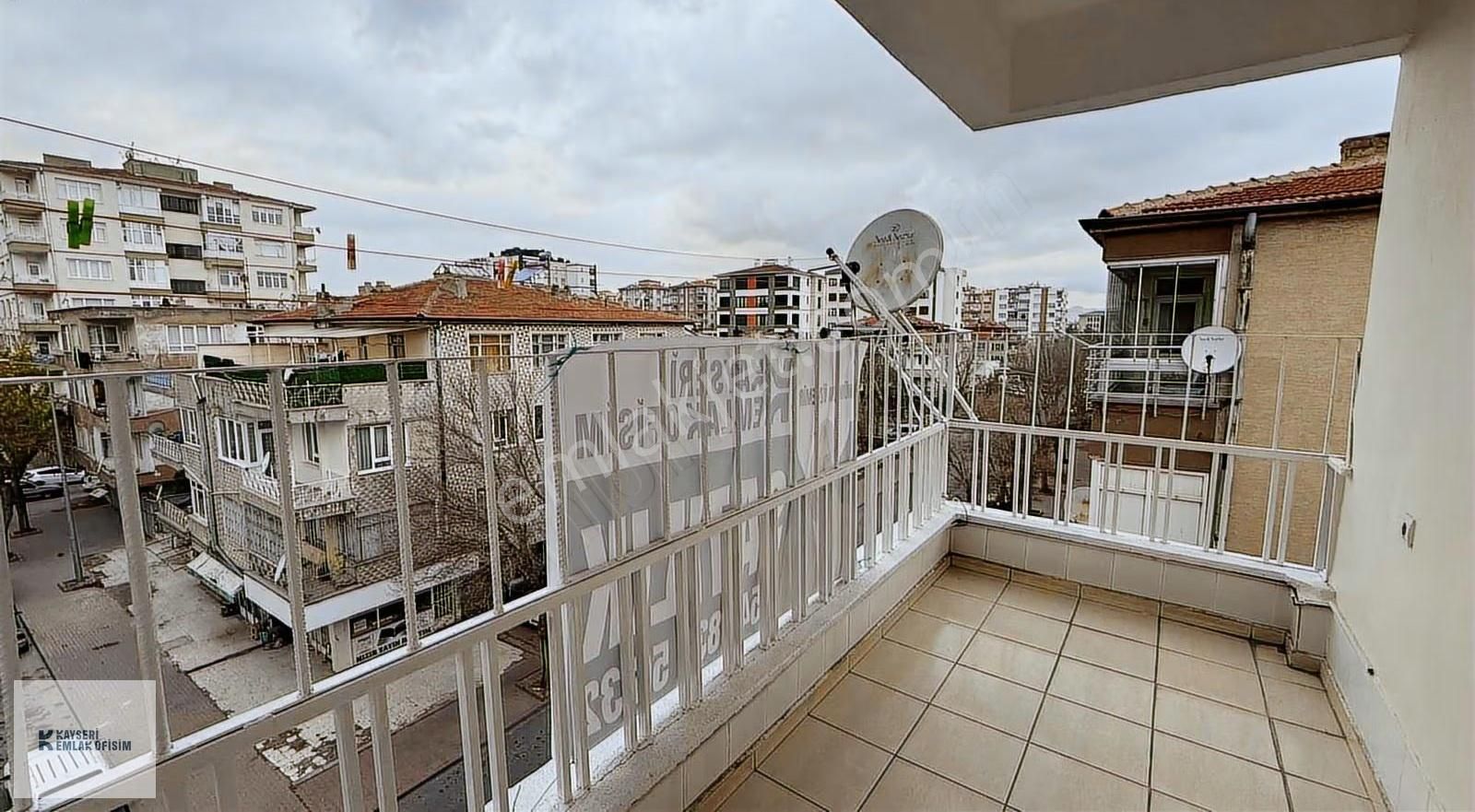 Emlak Ofisimden Sahabiye Mah. 3+1 Yapılı Daire - Görsel 12