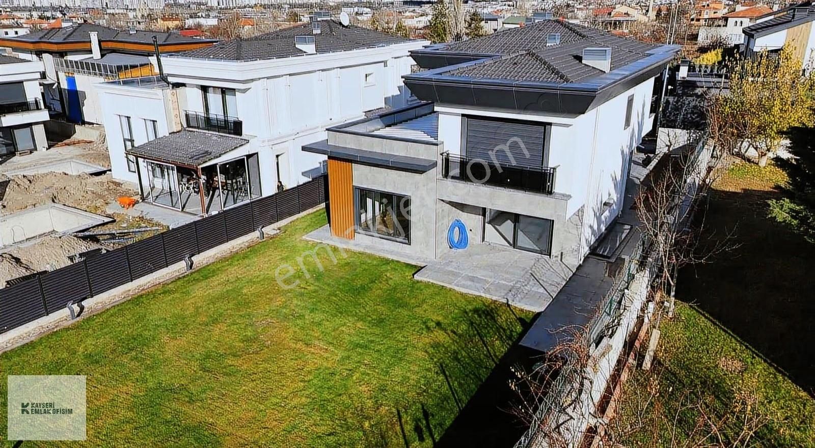 Emlak Ofisimden Erenköy Mah. 6+2 Süper Lüks Villa - Görsel 6