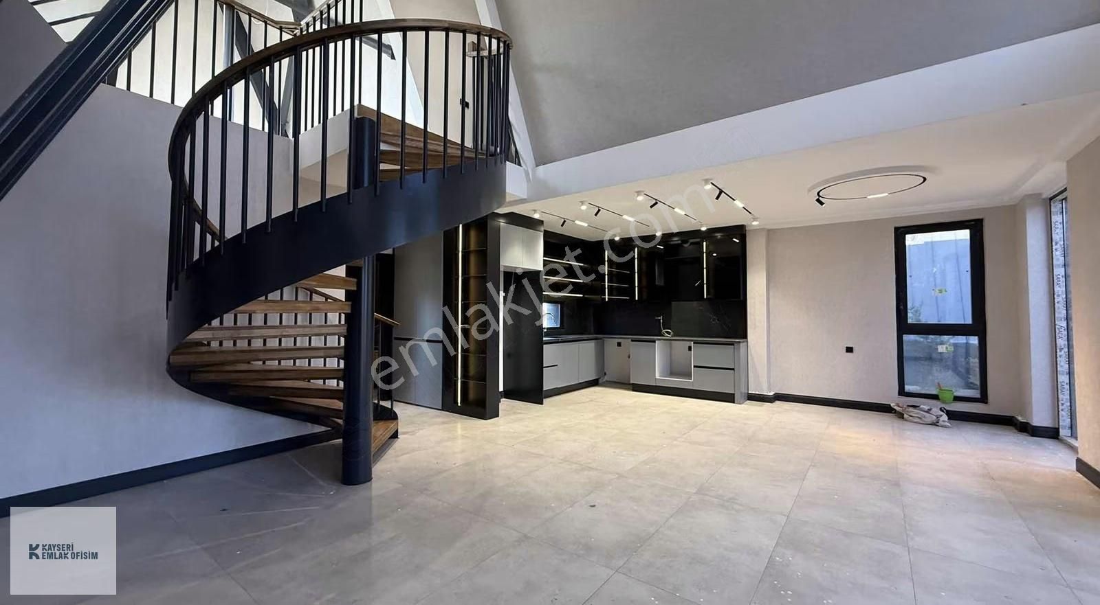 Emlak Ofisimden Hacılarda Çelik Konstrüksiyon 3+1 1. Sınıf Villa - Görsel 18