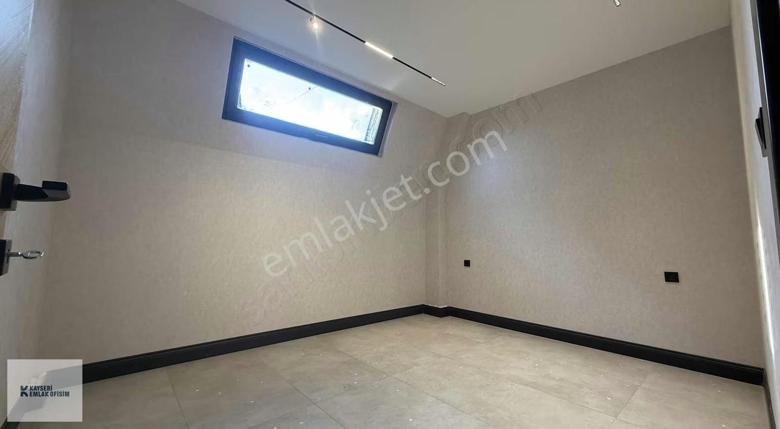 Emlak Ofisimden Hacılarda Çelik Konstrüksiyon 3+1 1. Sınıf Villa - Görsel 15