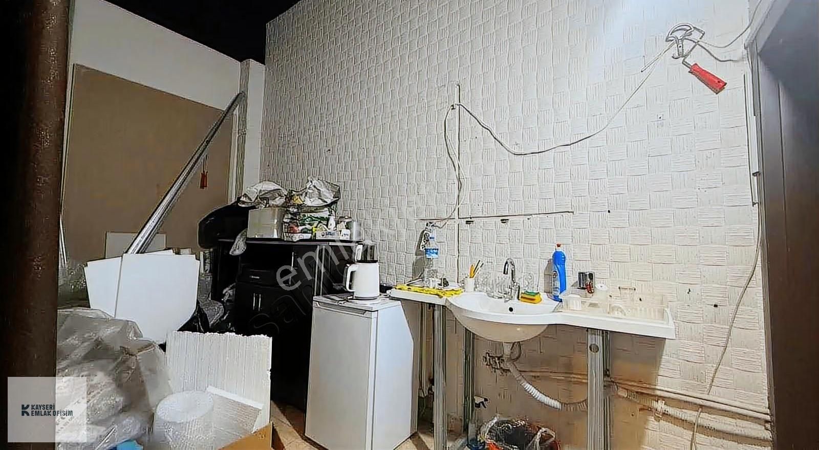 Emlak Ofisimden Talas Mevlana Mah. Anayola Cepheli 52 M2 Dükkan - Görsel 6