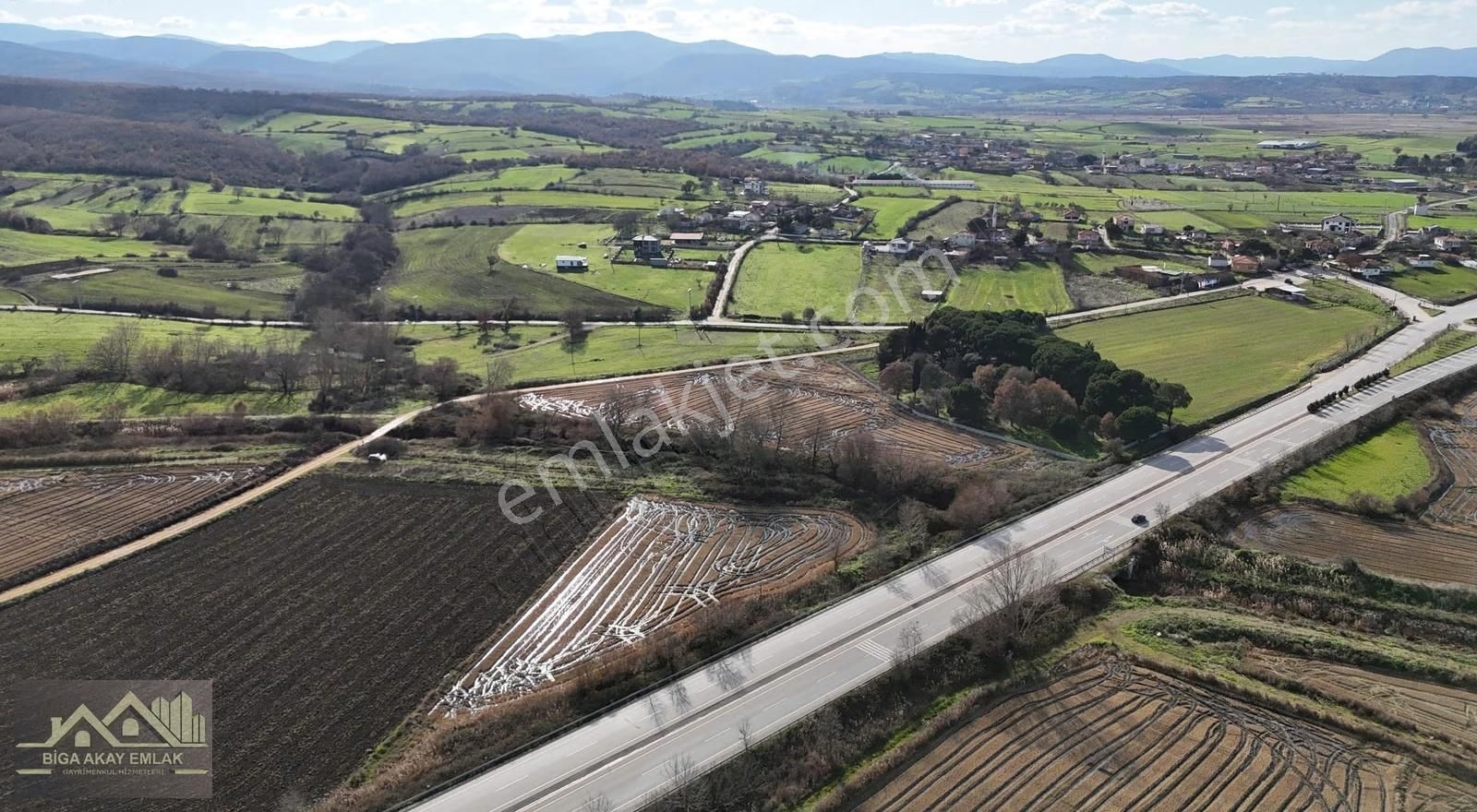 Çanakkale Biga Osmaniye Karayoluna Cepheli 3.690m2 Satılık Tarla - Görsel 2