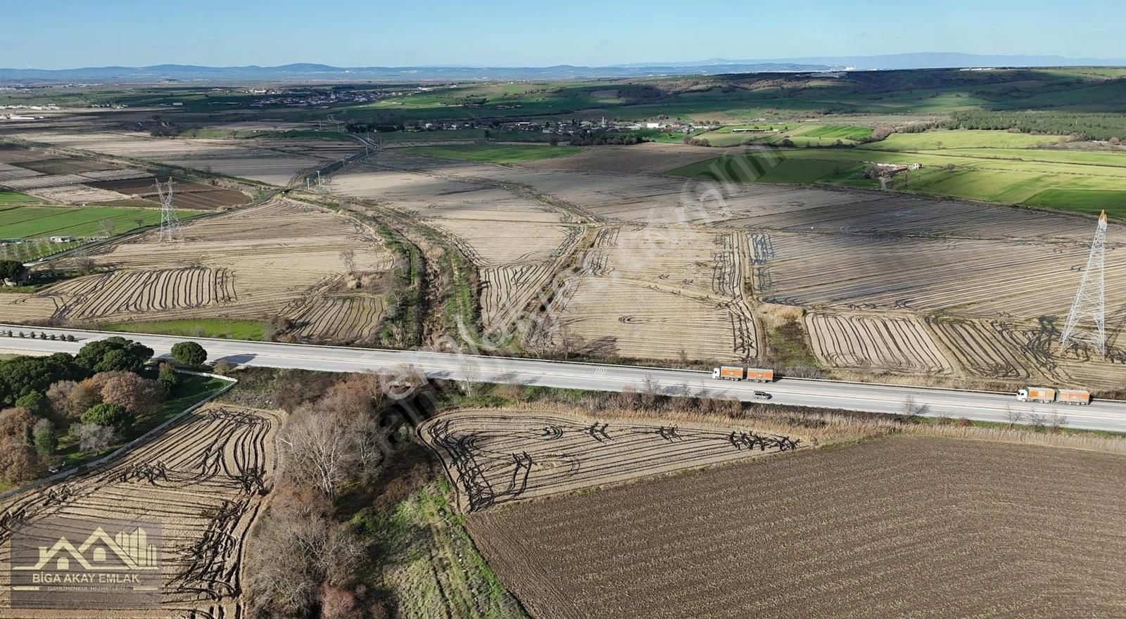 Çanakkale Biga Osmaniye Karayoluna Cepheli 3.690m2 Satılık Tarla