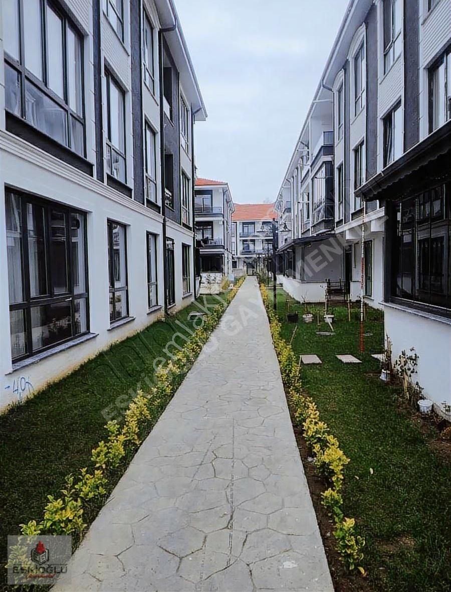 Eskioğlu'ndan Yeni Site İçinde 2+1 Daire - Görsel 4