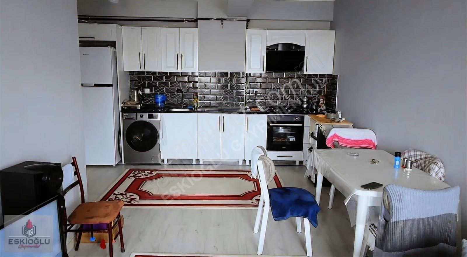 Eskioğlu'ndan Yeni Site İçinde 2+1 Daire - Görsel 2