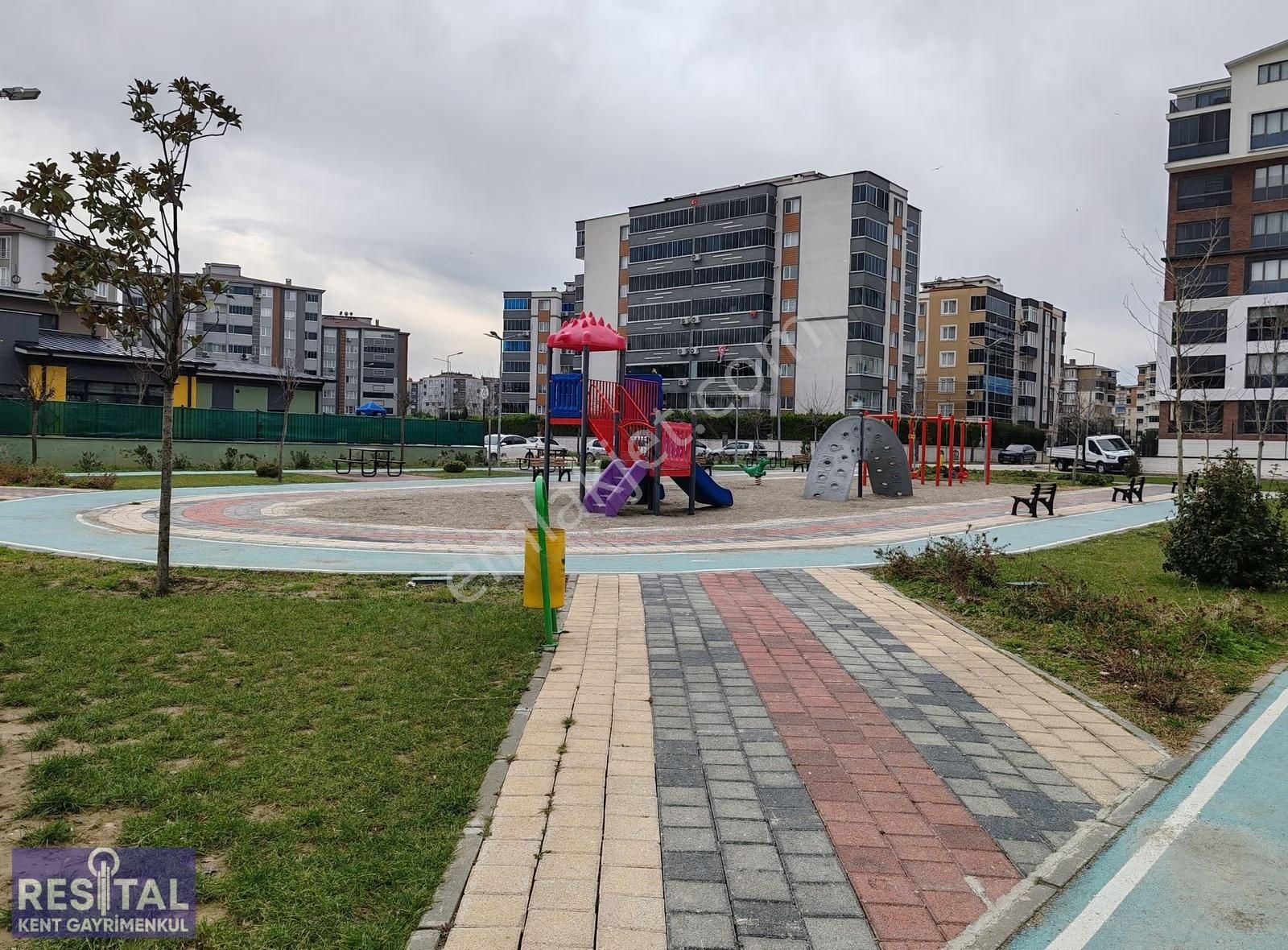 Hamitler Park Aura Evleri 3+1 Geniş Teras Kullanım Alan Önü Açık - Görsel 26