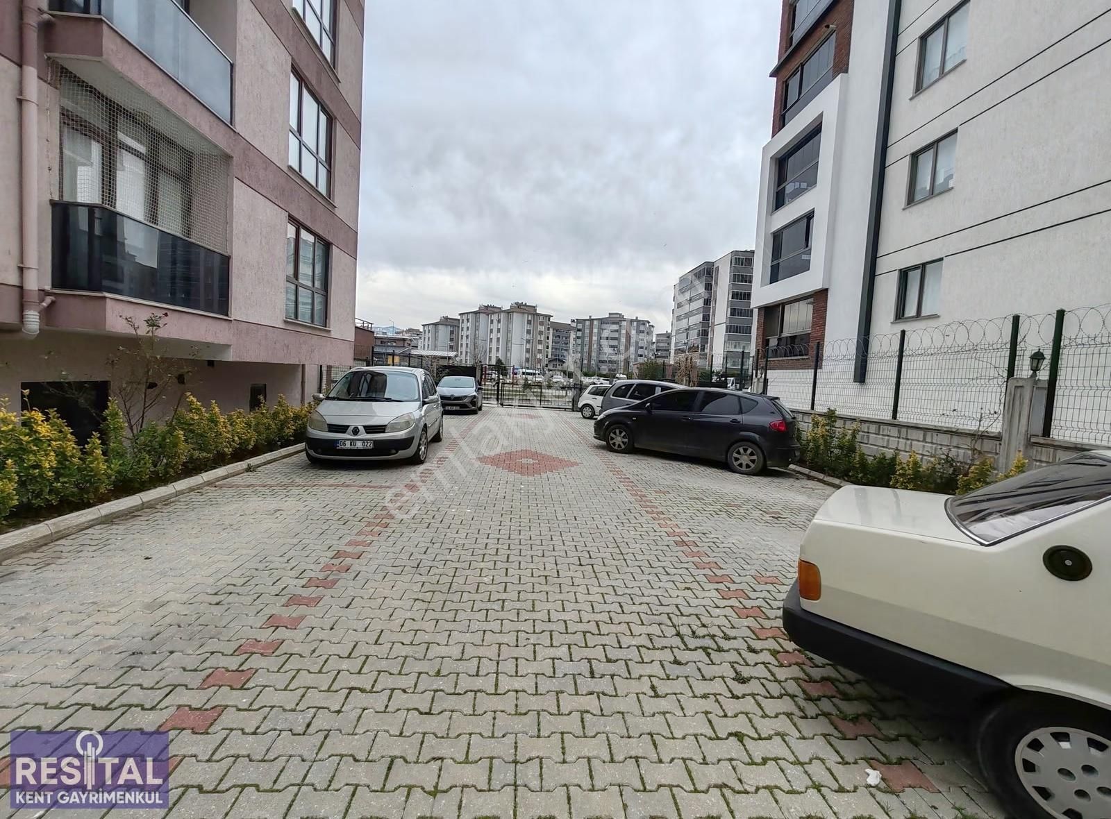 Hamitler Park Aura Evleri 3+1 Geniş Teras Kullanım Alan Önü Açık - Görsel 33