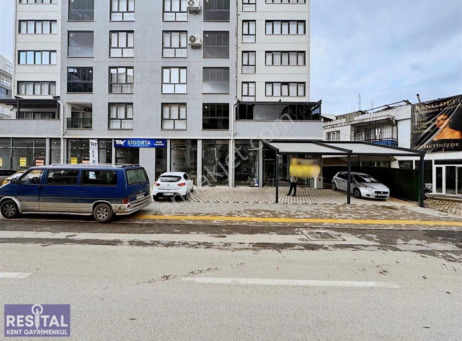 Millet Mahallesi'nde Satılık 115 Metre² 7 Metre Cepheli Dükkan