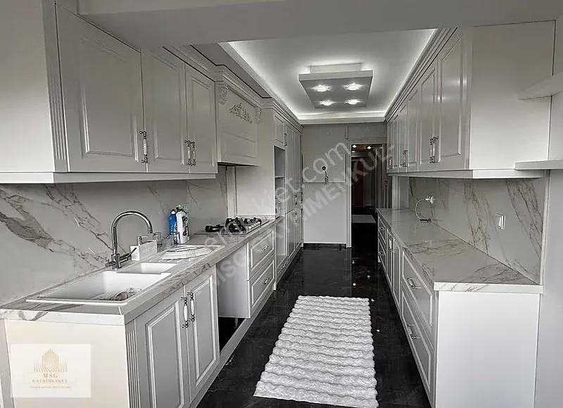 Msg'den Üçyol Metro Yakını Özel Dizayn 3+1 Satılık Daire