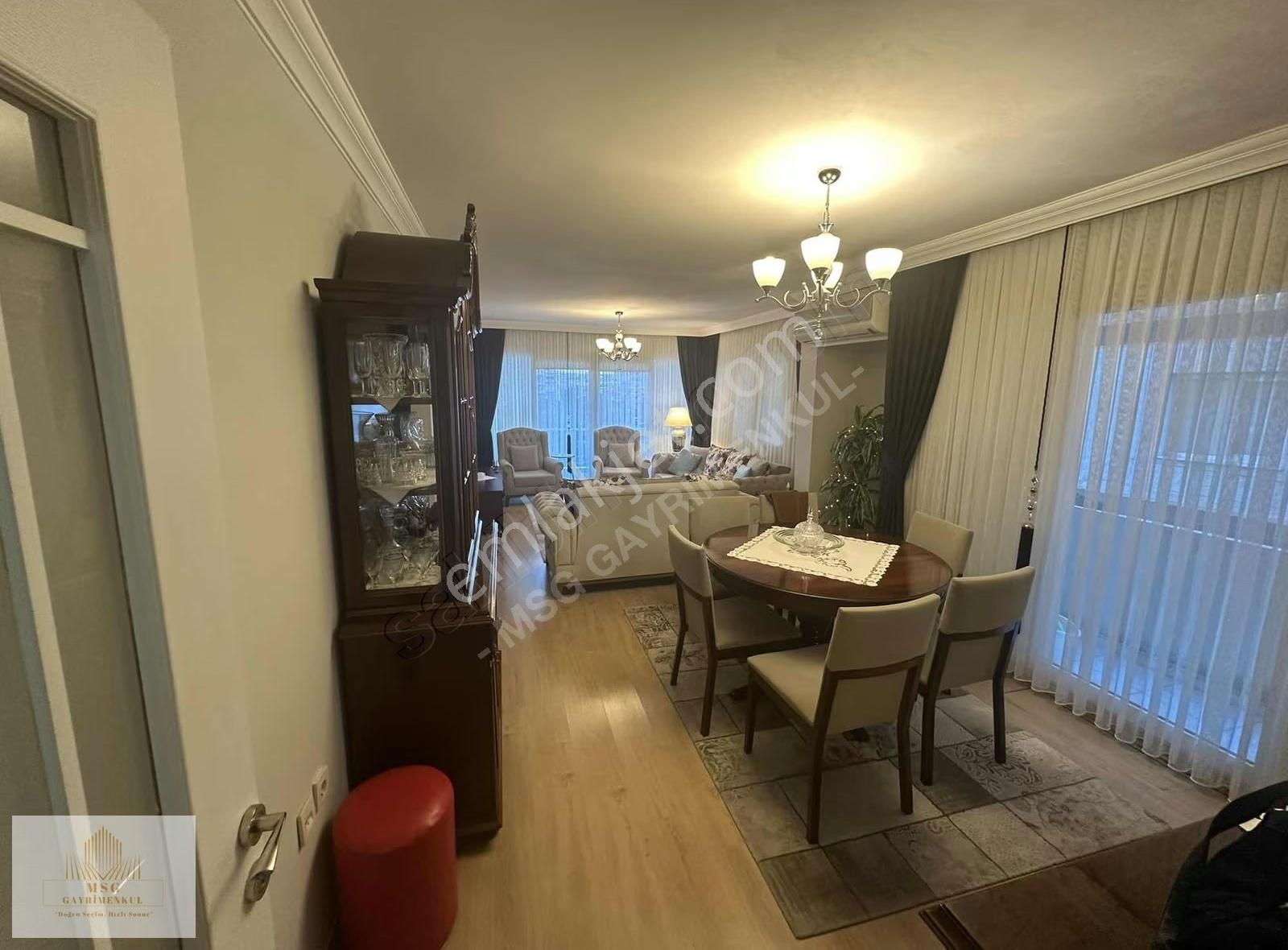 Msg'den Üçyol Metro Karşısında Tadilatlı Asansörlü 2+1 Daire - Görsel 23