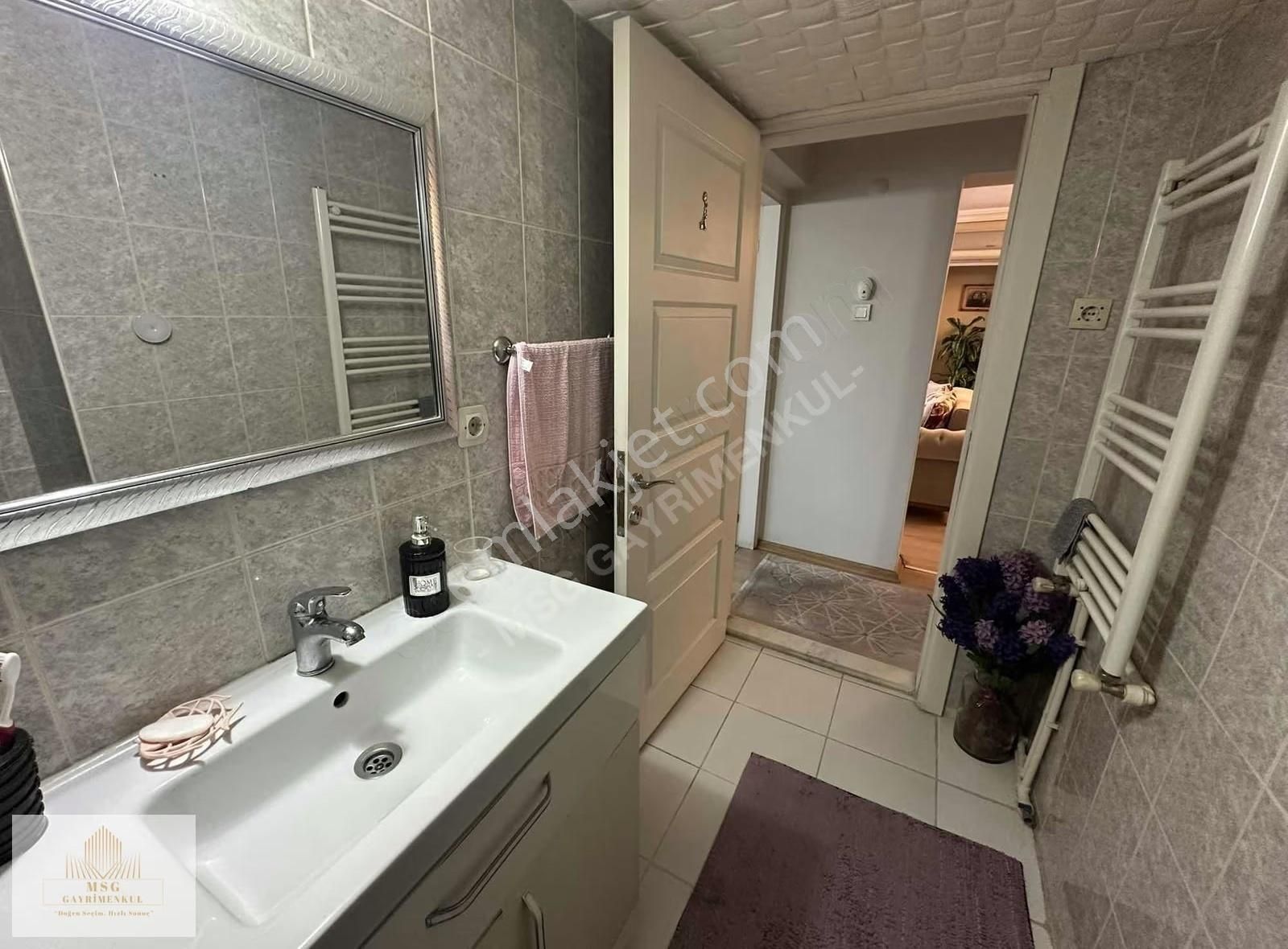 Msg'den Üçyol Metro Karşısında Tadilatlı Asansörlü 2+1 Daire - Görsel 20