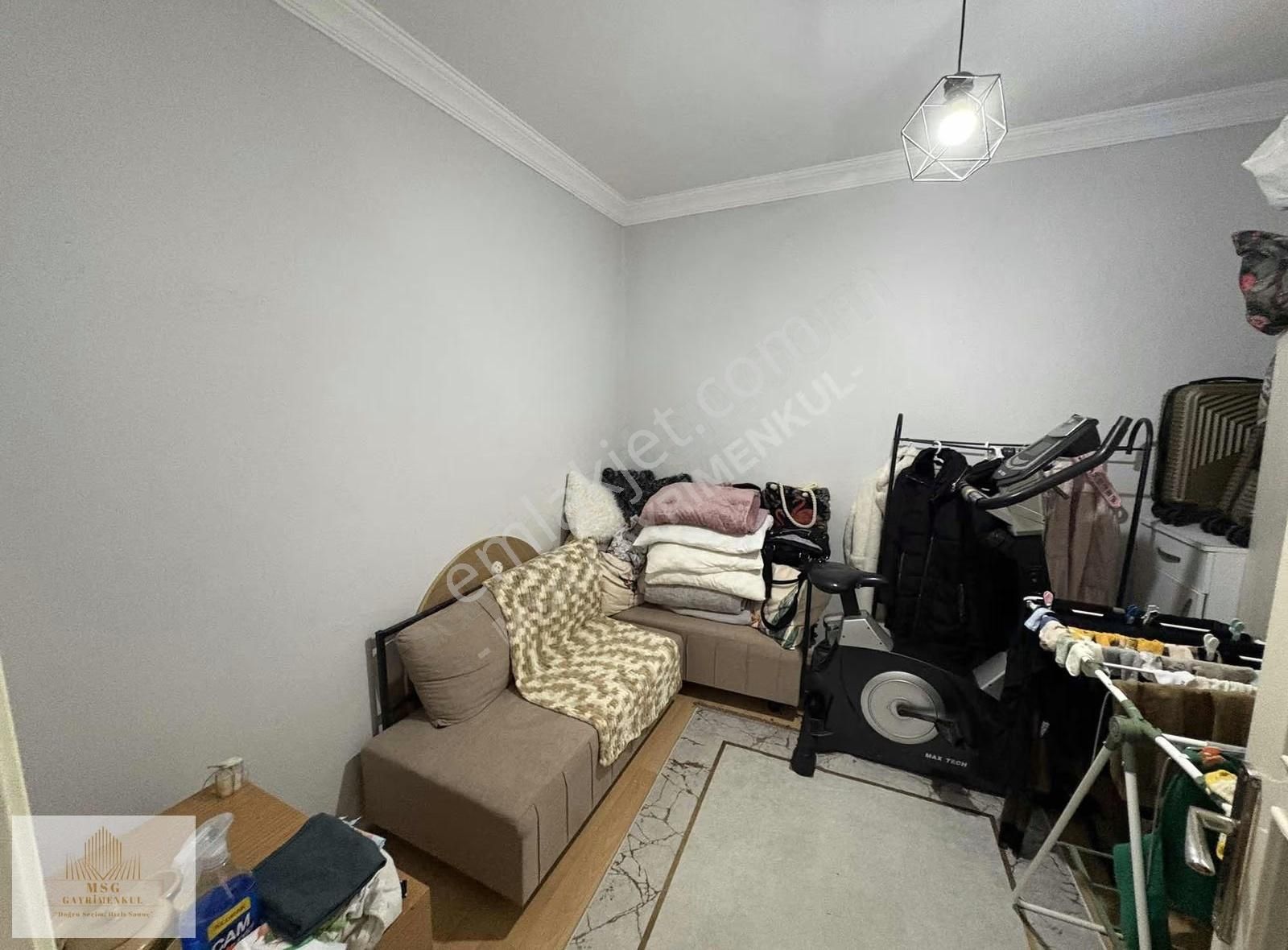 Msg'den Tarihi Asansör Yakını Müstakil Bahçeli 3+1 Bakımlı Daire - Görsel 8