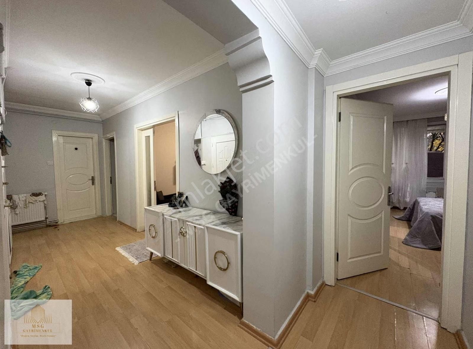 Msg'den Tarihi Asansör Yakını Müstakil Bahçeli 3+1 Bakımlı Daire - Görsel 25