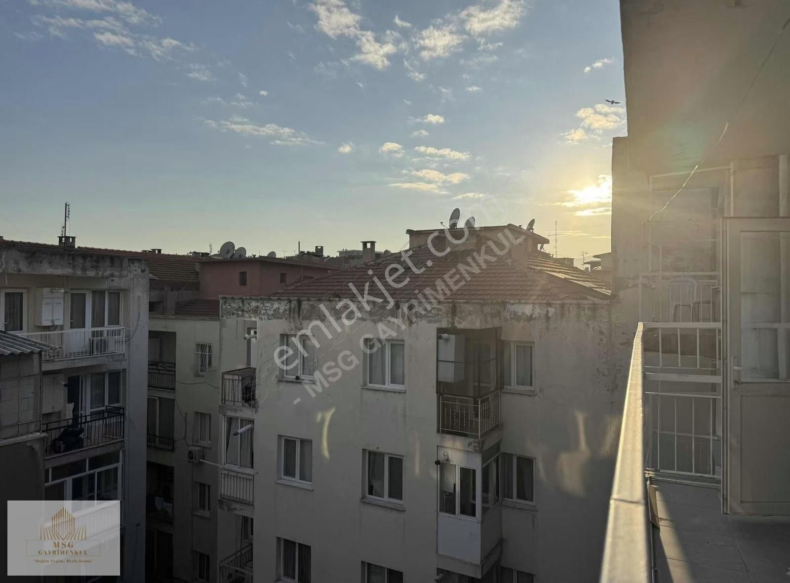 Msg'den İnönü Cadde Üzerinde, Metro Yakını 3+1 Asansörlü Kiralık - Görsel 41