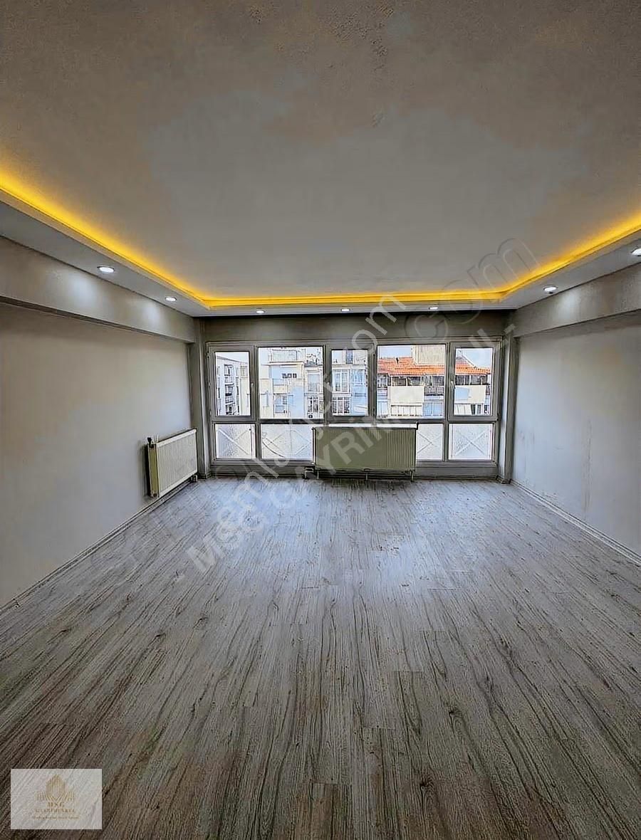 Msg'den İnönü Cadde Üzerinde, Metro Yakını 3+1 Asansörlü Kiralık - Görsel 5