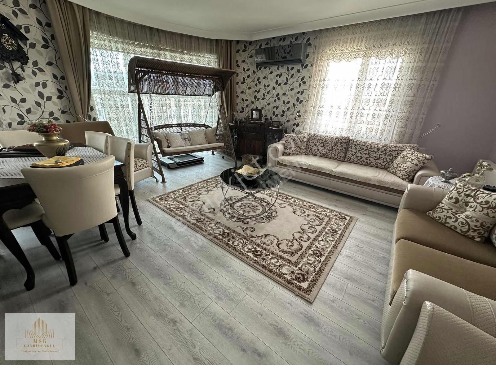 Msg ' Den Buca Merkezde Site İçerisinde 3+1 Satılık Daire