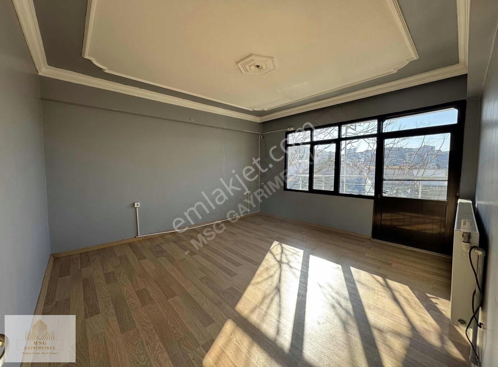 Msg'den Polat Cadde Paralelinde 4+1 - Çift Balkonlu 175 M2 Daire - Görsel 6