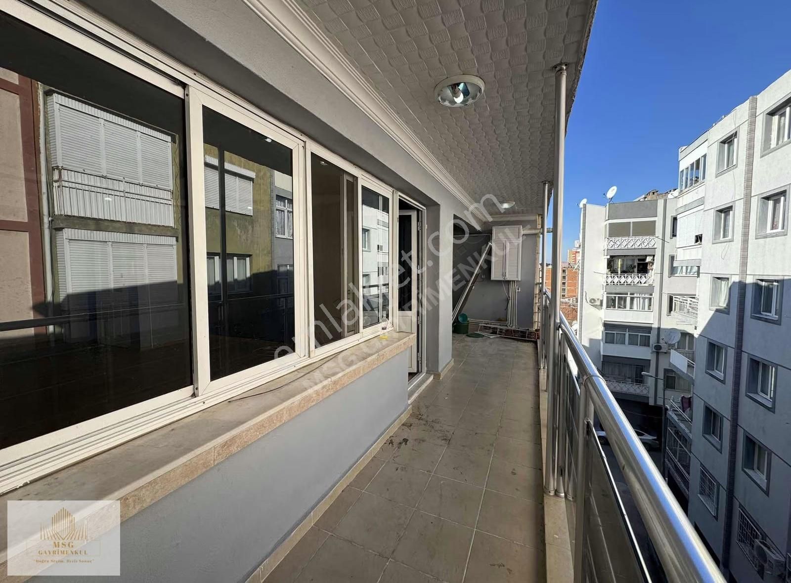 Msg'den Polat Cadde Paralelinde 4+1 - Çift Balkonlu 175 M2 Daire - Görsel 30