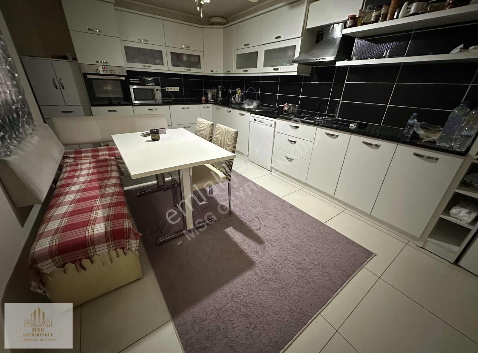 Msg'den Bostanlıda Sahile Yakın 4+1, 215m2 Emsalsiz Fırsat Daire - Görsel 5