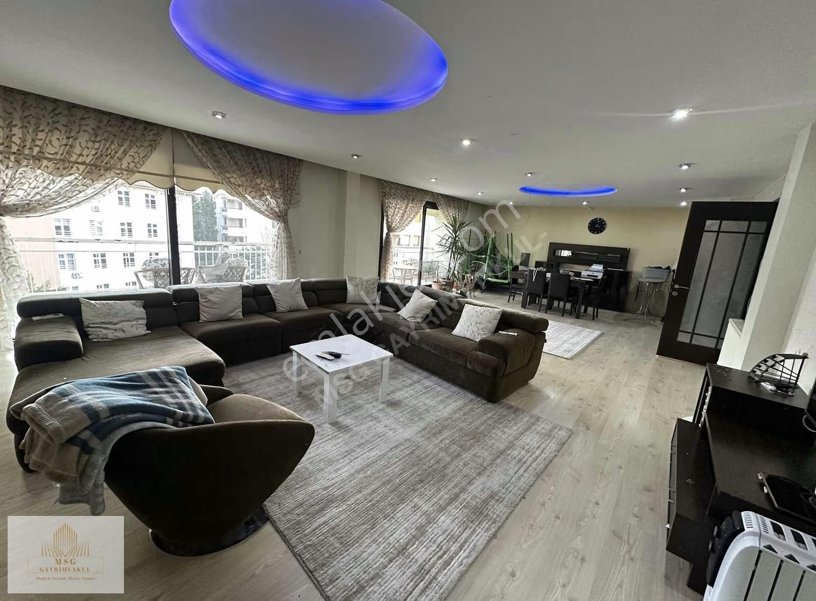 Msg'den Bostanlıda Sahile Yakın 4+1, 215m2 Emsalsiz Fırsat Daire