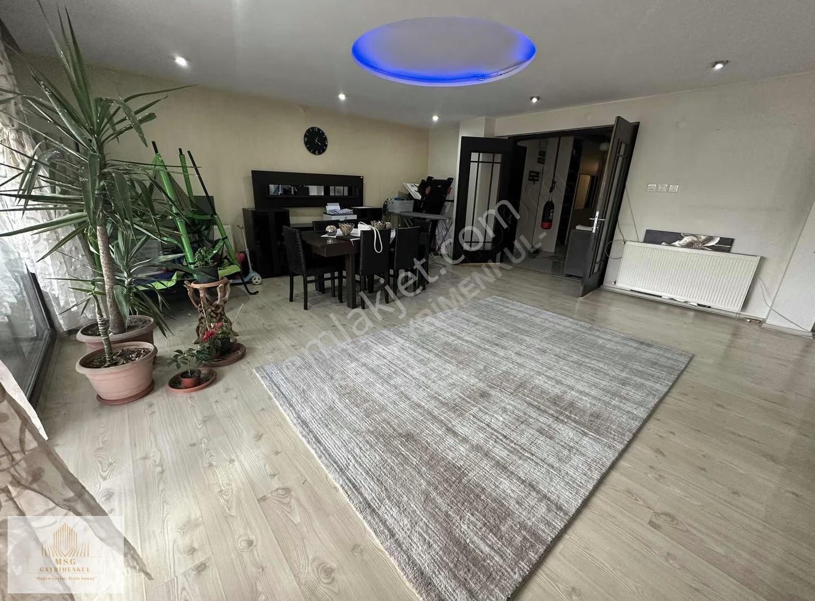 Msg'den Bostanlıda Sahile Yakın 4+1, 215m2 Emsalsiz Fırsat Daire - Görsel 18