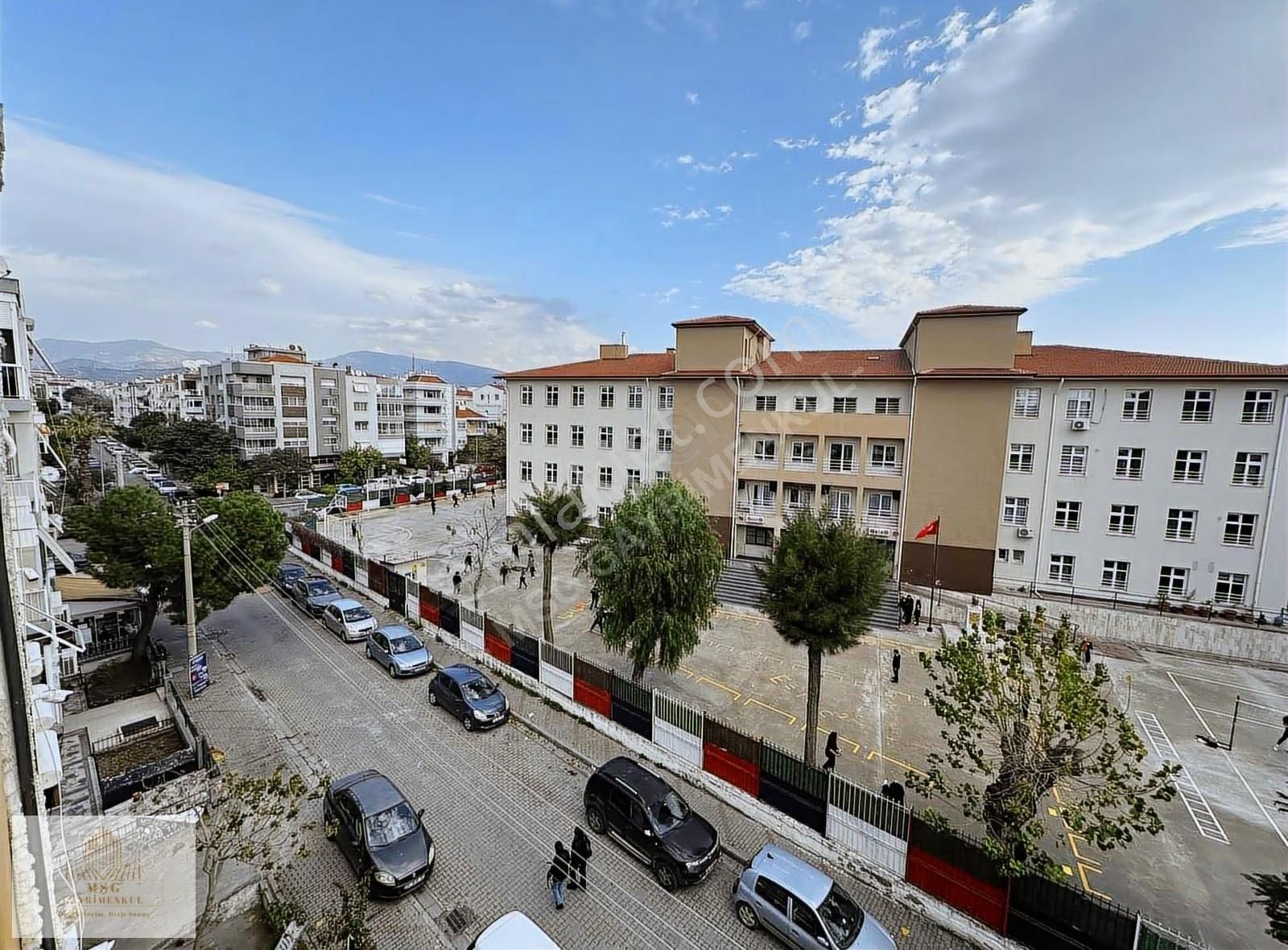 Msg'den Bostanlıda Sahile Yakın 4+1, 215m2 Emsalsiz Fırsat Daire - Görsel 37