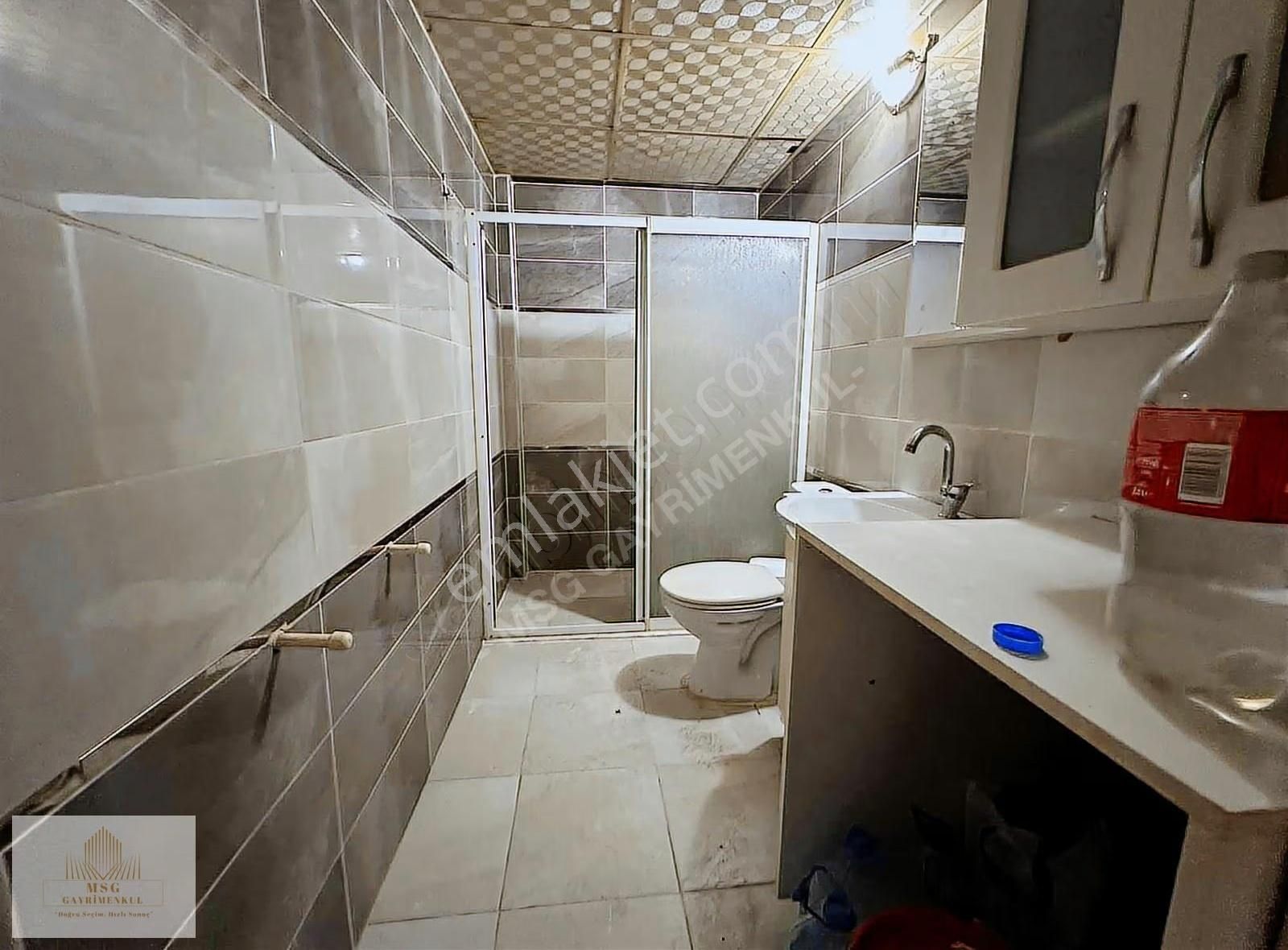 Msg'den Gülyakada 5 Yaşında Binada Ara Kat Açık Mutfak 2+1 Daire - Görsel 11