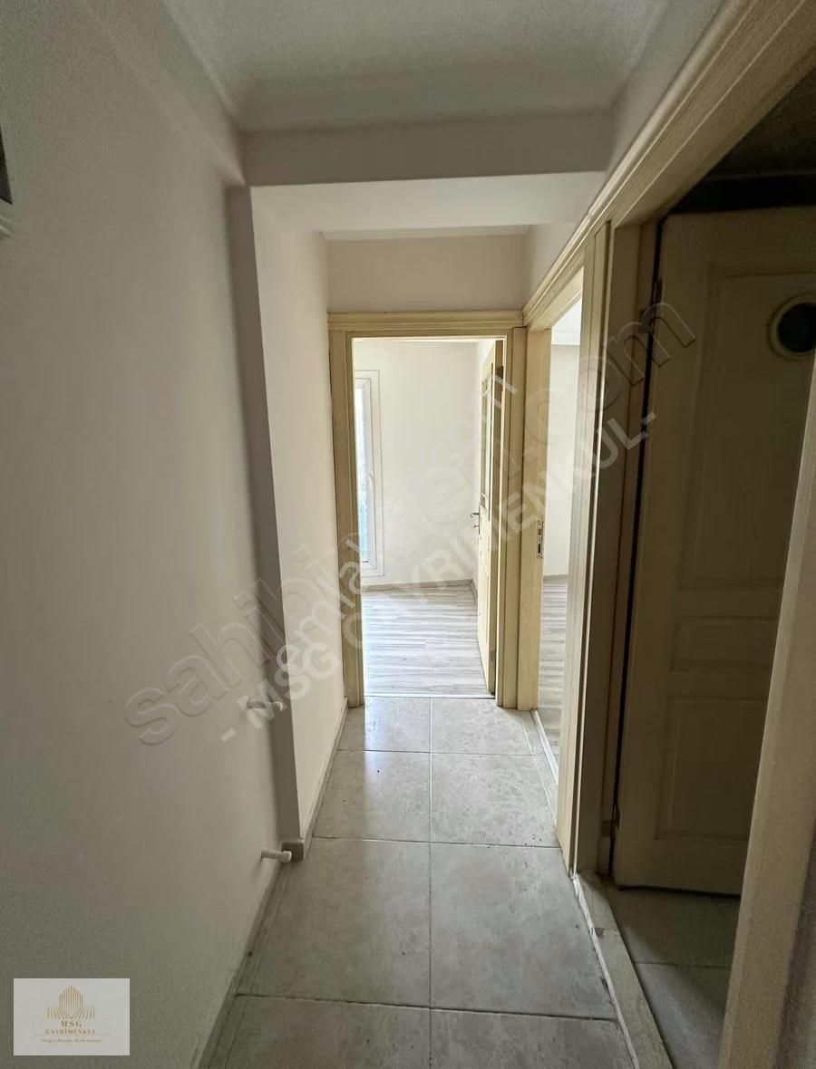 Msg'den Gülyakada 5 Yaşında Binada Ara Kat Açık Mutfak 2+1 Daire - Görsel 39