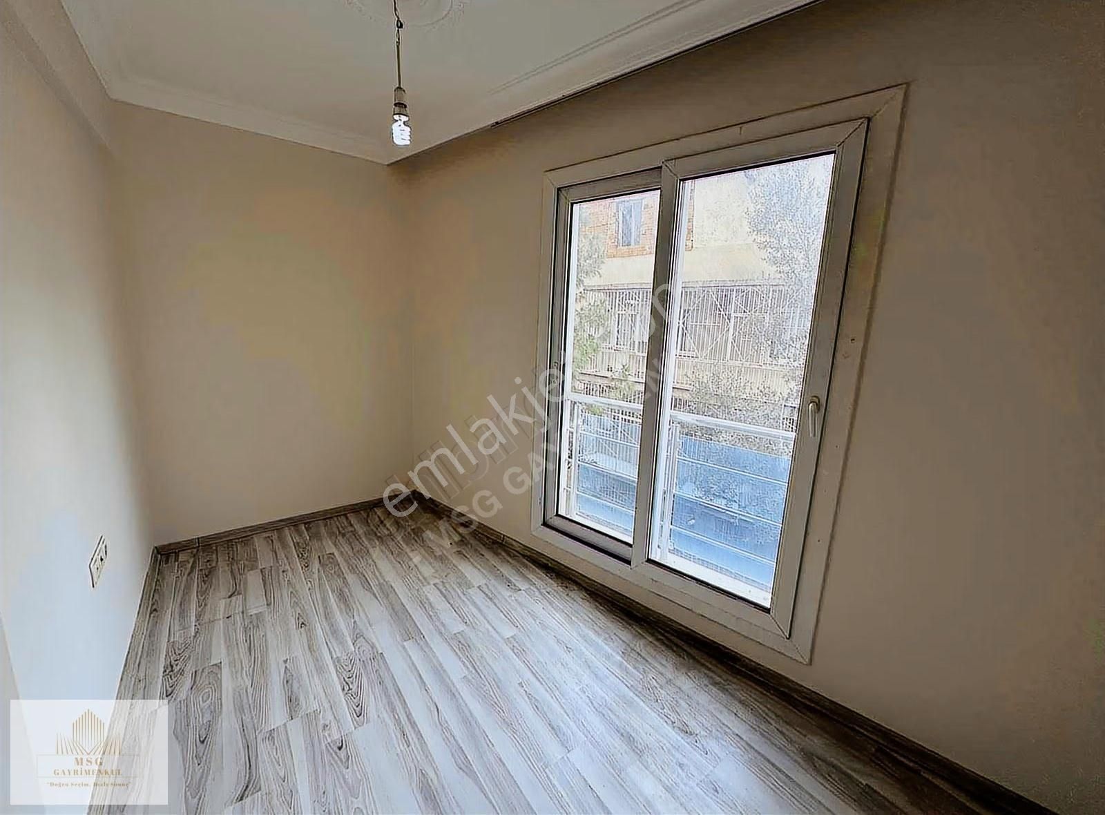 Msg'den Gülyakada 5 Yaşında Binada Ara Kat Açık Mutfak 2+1 Daire - Görsel 22