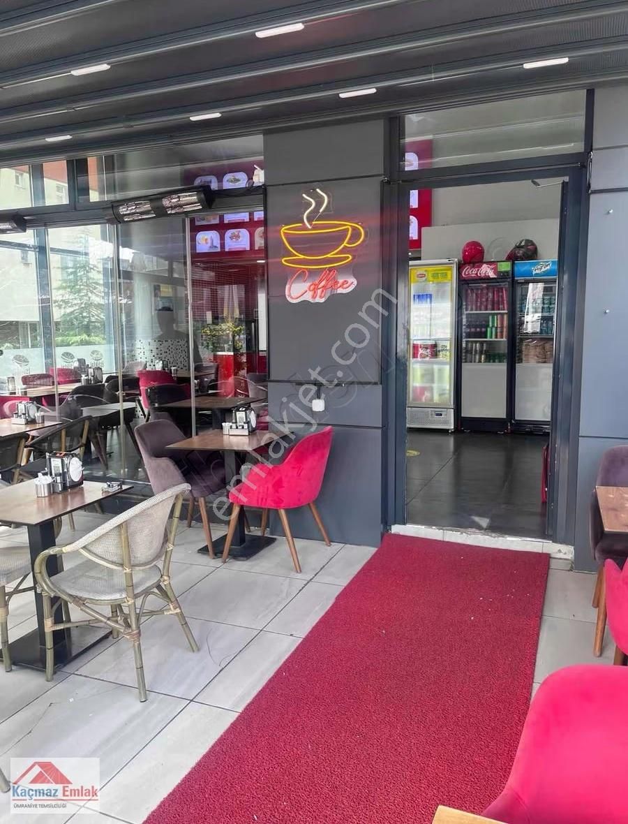 Kozyatağı Bayar Caddedesinde Devren Satılık Büfe - Görsel 10