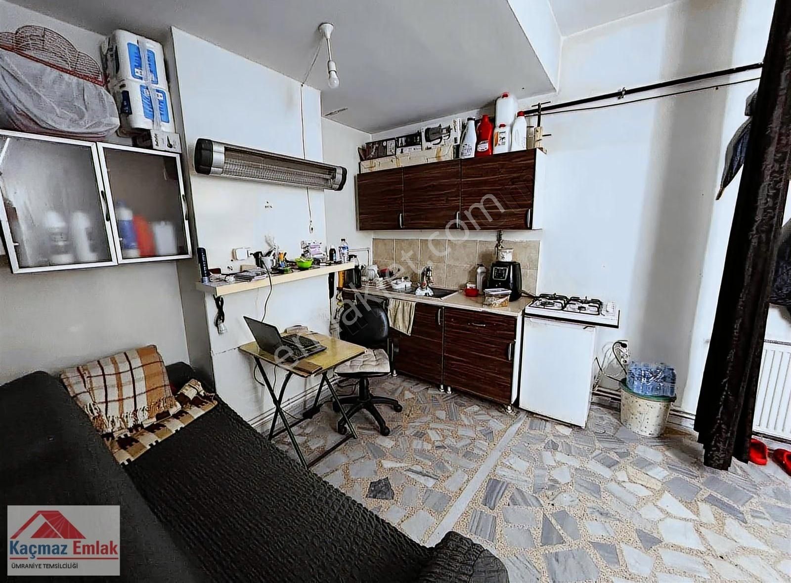 Ümraniye Çakmak'ta Satılık Köşe Başı 70 M2 Dükkan - Görsel 14